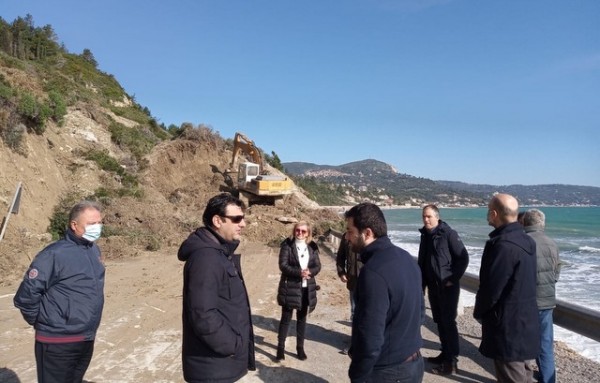ΣΠΑΝΟΣ ΣΤΟ ΣΤΟΜΙΟ ΟΞΥΛΙΘΟΥ: Η κατολίσθηση οφείλεται στην ιδιαίτερα δυνατή βροχόπτωση