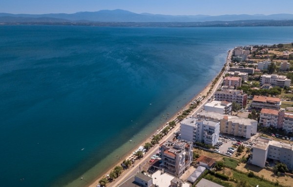 ΛΕΥΚΑΝΤΙ ΧΑΛΚΙΔΑΣ: Έμεινε ακυβέρνητο σκάφος με δύο επιβαίνοντες λόγω βλάβης