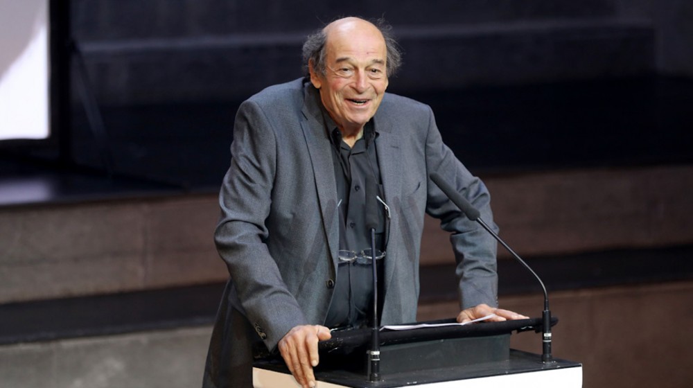 Μανούσος Μανουσάκης: Σε οξεία λευχαιμία οφείλεται ο θάνατός του