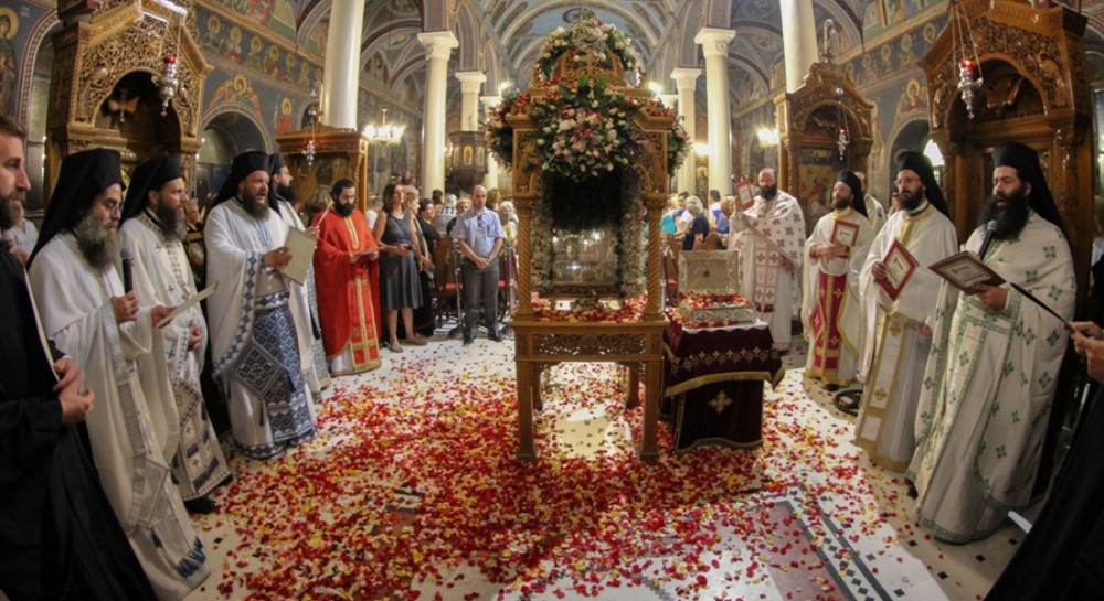 Το ιερό ξενύχτι των Χαλκιδέων έγινε φέτος στον ναό του Αγίου Δημητρίου (φωτορεπορτάζ)