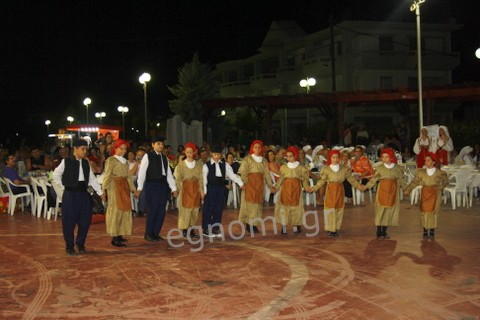 ΚΑΝΗΘΙΩΤΙΚΑ: Χόρεψαν μέχρι αργά το βράδυ