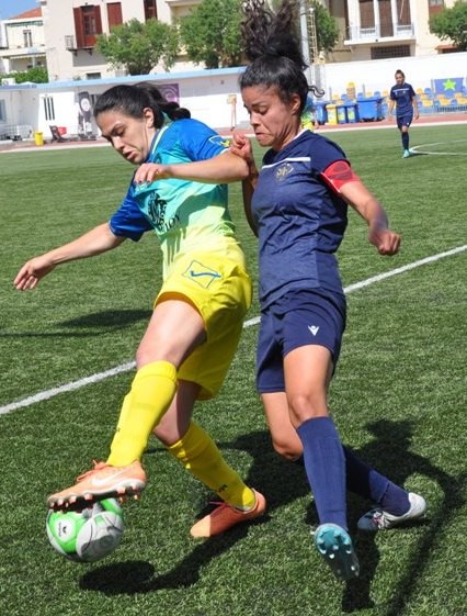 ΑΣΤΕΡΑΣ ΡΕΘΥΜΝΟΥ-ΑΒΑΝΤΙΔΕΣ 0-1: Η Κρητικοπούλα Παχάκη ...νίκησε την Ευβοιώτισσα Χατζηστάμου