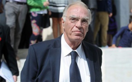 ΚΟΡΩΝΟΪΟΣ: Ο Βασίλης Λεβέντης βγαίνει από την εντατική