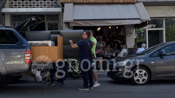 Ο Γιάννης Κατσιαμάκας έκλεισε το γραφείο του στη Χαλκίδα