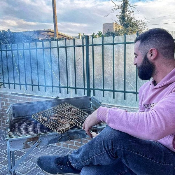 ΕΥΒΟΙΑ: Σε ...αναμμένα κάρβουνα οι λάτρεις της προβατίνας