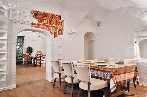 Ανοίγει πάλι resto KGB