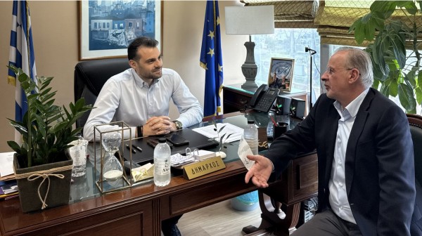 ΨΑΧΝΑ: Συνάντηση Ζεμπίλη–Σπυρόπουλου στο Δημαρχείο Διρφύων- Μεσσαπίων