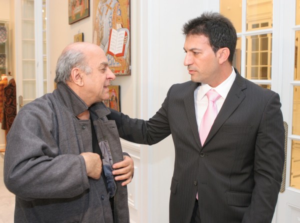 Ο Θάνος Αγγελάκης αποχαιρετάει το φίλο του Αλέκο Φασιανό